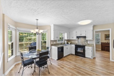 Welcome to 122 Englewood Rd, a beautifully maintained 4-bedroom on Houndslake Country Club in South Carolina - for sale on GolfHomes.com, golf home, golf lot