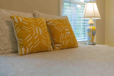 Welcome to 122 Englewood Rd, a beautifully maintained 4-bedroom on Houndslake Country Club in South Carolina - for sale on GolfHomes.com, golf home, golf lot