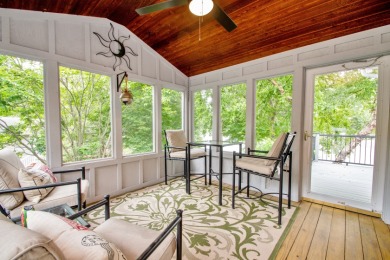 Neat As A Pin Lakefront Home on Oak Run Golf Course in Illinois - for sale on GolfHomes.com, golf home, golf lot