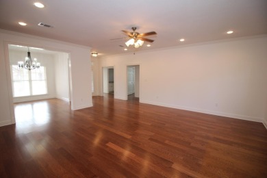 FRESH PAINT throughout! NEW APPLIANCES! MOVE-IN READY! Beautiful on Laurel Country Club in Mississippi - for sale on GolfHomes.com, golf home, golf lot
