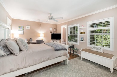 A Must See!! Gorgeous townhome in popular College Park!  This on Dubsdread Golf Course in Florida - for sale on GolfHomes.com, golf home, golf lot