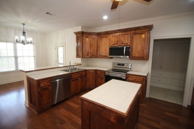 FRESH PAINT throughout! NEW APPLIANCES! MOVE-IN READY! Beautiful on Laurel Country Club in Mississippi - for sale on GolfHomes.com, golf home, golf lot