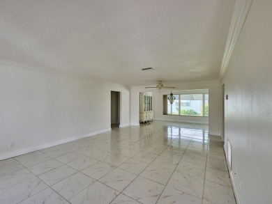 *Impact Windows**Bright & Airy**55 Plus Community*--Welcome to on Leisureville Community Association in Florida - for sale on GolfHomes.com, golf home, golf lot