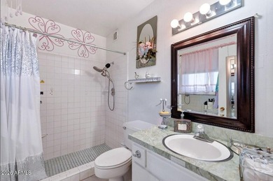 A move-in-ready 2-bed, 2-bath Del Webb home in Sun City! on Sun City South Golf Course in Arizona - for sale on GolfHomes.com, golf home, golf lot