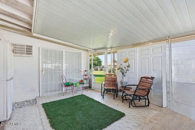 A move-in-ready 2-bed, 2-bath Del Webb home in Sun City! on Sun City South Golf Course in Arizona - for sale on GolfHomes.com, golf home, golf lot