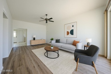 Mid-Century 2BR/1BA townhome in the heart of Sun City on Sun City Lakes West and East in Arizona - for sale on GolfHomes.com, golf home, golf lot