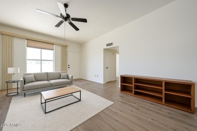 Mid-Century 2BR/1BA townhome in the heart of Sun City on Sun City Lakes West and East in Arizona - for sale on GolfHomes.com, golf home, golf lot