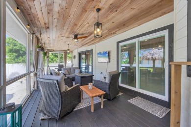 Welcome to a great opportunity to own the home of your dreams in on Jacaranda West Country Club in Florida - for sale on GolfHomes.com, golf home, golf lot