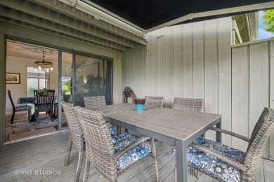 Welcome to this beautifully updated townhome in sought-after on Pine Meadow Golf Club in Illinois - for sale on GolfHomes.com, golf home, golf lot