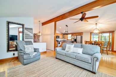Neat As A Pin Lakefront Home on Oak Run Golf Course in Illinois - for sale on GolfHomes.com, golf home, golf lot