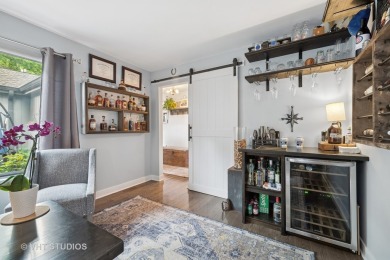 Welcome to this beautifully updated townhome in sought-after on Pine Meadow Golf Club in Illinois - for sale on GolfHomes.com, golf home, golf lot