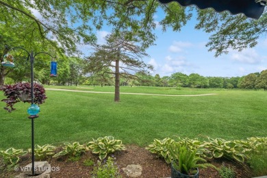 Welcome to this beautifully updated townhome in sought-after on Pine Meadow Golf Club in Illinois - for sale on GolfHomes.com, golf home, golf lot