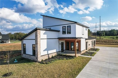 Designed by A&S Linwood Properties, a name synonymous with on Vache-Grasse Country Club in Arkansas - for sale on GolfHomes.com, golf home, golf lot