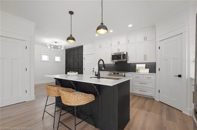 Designed by A&S Linwood Properties, a name synonymous with on Vache-Grasse Country Club in Arkansas - for sale on GolfHomes.com, golf home, golf lot