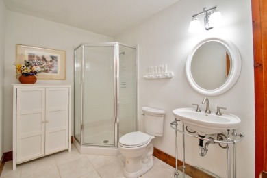Neat As A Pin Lakefront Home on Oak Run Golf Course in Illinois - for sale on GolfHomes.com, golf home, golf lot