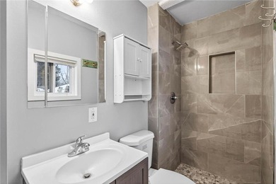 Great opportunity Multi-level house with rooms for everyone! 5 on Manitou Ridge Golf Course in Minnesota - for sale on GolfHomes.com, golf home, golf lot