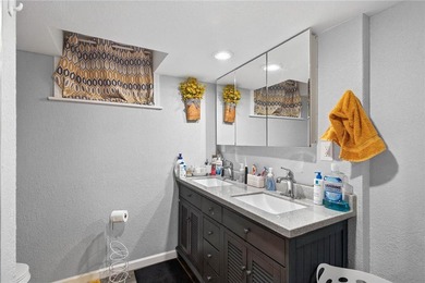 Great opportunity Multi-level house with rooms for everyone! 5 on Manitou Ridge Golf Course in Minnesota - for sale on GolfHomes.com, golf home, golf lot