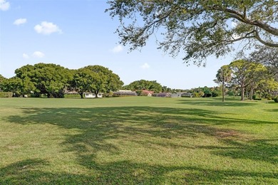 This is such a great 2/2 Townhome.  Wide open feel with high on  in Florida - for sale on GolfHomes.com, golf home, golf lot