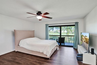 This is such a great 2/2 Townhome.  Wide open feel with high on  in Florida - for sale on GolfHomes.com, golf home, golf lot