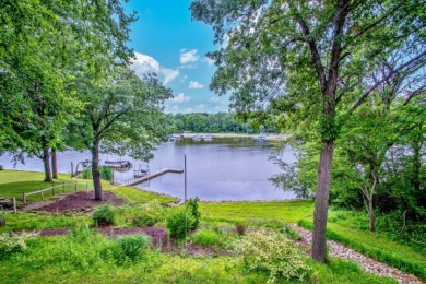 Neat As A Pin Lakefront Home on Oak Run Golf Course in Illinois - for sale on GolfHomes.com, golf home, golf lot