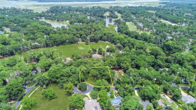 Private homesite on cul-de-sac. Surrounded by mature trees and on Belfair Golf Club in South Carolina - for sale on GolfHomes.com, golf home, golf lot