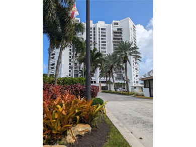 Huge PRICE REDUCTION...on this corner 9th floor Anchor Bay Unit on The Diplomat Golf Resort and Spa in Florida - for sale on GolfHomes.com, golf home, golf lot