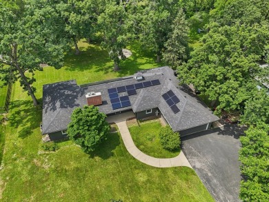 Welcome to Your Private Nature Retreat! Tucked away on a quiet on Oak Meadows Golf Club in Illinois - for sale on GolfHomes.com, golf home, golf lot