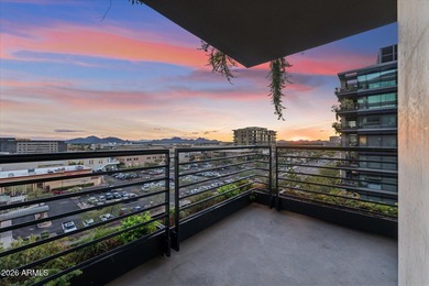 LOCATION LOCATION LOCATION RARE 7TH FLOOR CORNER RESIDENCE WITH on Kierland Golf Club in Arizona - for sale on GolfHomes.com, golf home, golf lot