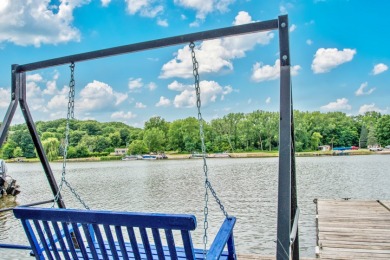 Neat As A Pin Lakefront Home on Oak Run Golf Course in Illinois - for sale on GolfHomes.com, golf home, golf lot