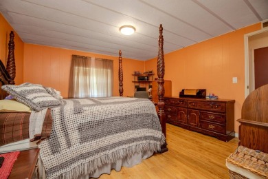Very motivated seller! Make an offer today. Welcome to this on Plantation Golf Club in Florida - for sale on GolfHomes.com, golf home, golf lot