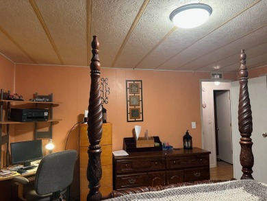 Very motivated seller! Make an offer today. Welcome to this on Plantation Golf Club in Florida - for sale on GolfHomes.com, golf home, golf lot