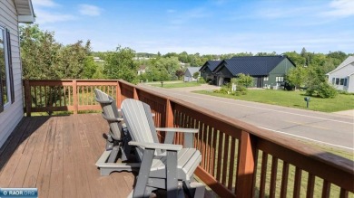 This well-maintained 4-bedroom, 3-bath home, built in 2013 on Virginia Golf Course in Minnesota - for sale on GolfHomes.com, golf home, golf lot