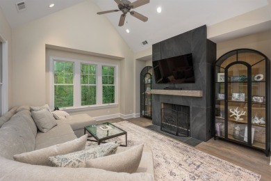 Impeccably renovated townhome in the heart of Reynolds Lake on Reynolds Lake Oconee - The Oconee in Georgia - for sale on GolfHomes.com, golf home, golf lot