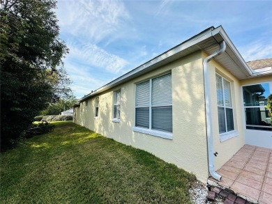 Under contract-accepting backup offers. Charming Home in Mount on Country Club of Mount Dora in Florida - for sale on GolfHomes.com, golf home, golf lot