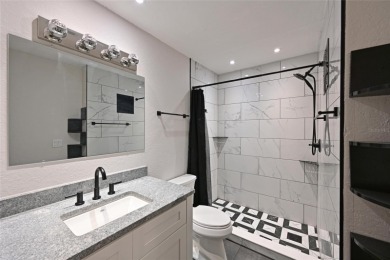 HUGE PRICE REDUCTION OF 30K!!  MOTIVATED SELLER PRICING TO SELL! on Lakewood Ranch Golf and Country Club in Florida - for sale on GolfHomes.com, golf home, golf lot