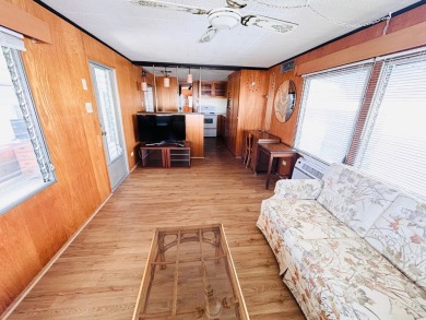 Listing - 1608 Minnesota Ave, Bradenton FL 34207 - $107,000 on Sara Bay Country Club in Florida - for sale on GolfHomes.com, golf home, golf lot