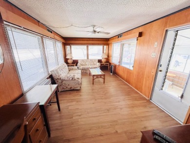 Listing - 1608 Minnesota Ave, Bradenton FL 34207 - $107,000 on Sara Bay Country Club in Florida - for sale on GolfHomes.com, golf home, golf lot