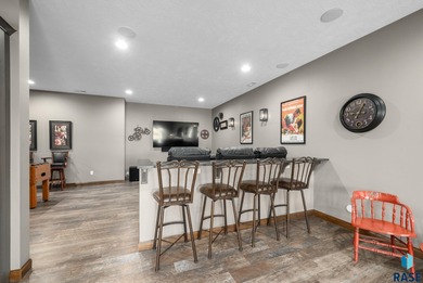 Thoughtfully designed custom ranch that sits in an eastside on Willow Run Golf Course in South Dakota - for sale on GolfHomes.com, golf home, golf lot