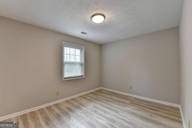 Welcome home! This fully updated 3 bedroom, 2 bath ranch has a on Heritage Golf Links in Georgia - for sale on GolfHomes.com, golf home, golf lot