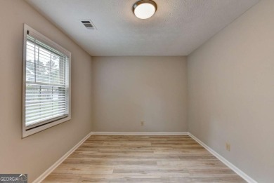 Welcome home! This fully updated 3 bedroom, 2 bath ranch has a on Heritage Golf Links in Georgia - for sale on GolfHomes.com, golf home, golf lot