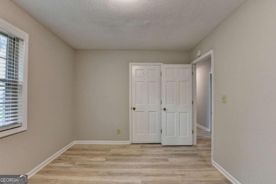 Welcome home! This fully updated 3 bedroom, 2 bath ranch has a on Heritage Golf Links in Georgia - for sale on GolfHomes.com, golf home, golf lot