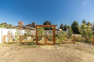 **$10,000 BUYER INCENTIVE** This beautifully updated ranch-style on The Highlands Golf Course, LLC in Idaho - for sale on GolfHomes.com, golf home, golf lot