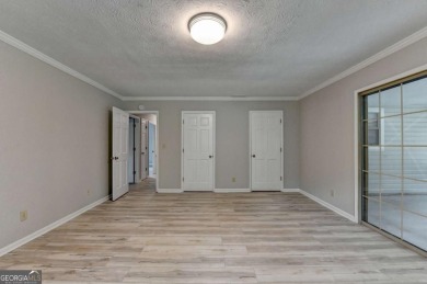 Welcome home! This fully updated 3 bedroom, 2 bath ranch has a on Heritage Golf Links in Georgia - for sale on GolfHomes.com, golf home, golf lot