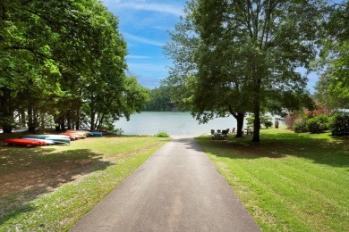 Offered here is a great opportunity to live the lake life at a on Chatuge Shores Golf Course in North Carolina - for sale on GolfHomes.com, golf home, golf lot