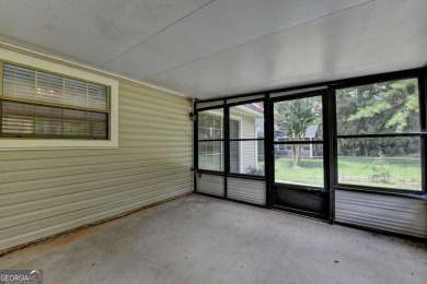 Welcome home! This fully updated 3 bedroom, 2 bath ranch has a on Heritage Golf Links in Georgia - for sale on GolfHomes.com, golf home, golf lot