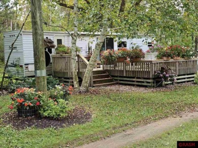 Here is your chance to own your own slice of paradise in South on Minn-Iowa Golf Course in Minnesota - for sale on GolfHomes.com, golf home, golf lot