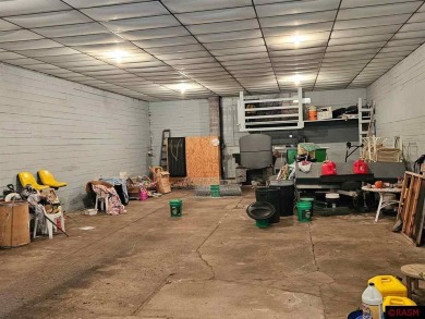 Here is your chance to own your own slice of paradise in South on Minn-Iowa Golf Course in Minnesota - for sale on GolfHomes.com, golf home, golf lot