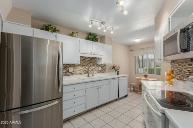 Sleek, roomy one bedroom unit with enclosed back patio.  Close on Sun City North Golf Course in Arizona - for sale on GolfHomes.com, golf home, golf lot