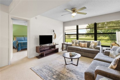 Unleash your inner golfer in this furnished-turnkey END UNIT on Vista Plantation Golf Club in Florida - for sale on GolfHomes.com, golf home, golf lot