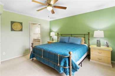 Unleash your inner golfer in this furnished-turnkey END UNIT on Vista Plantation Golf Club in Florida - for sale on GolfHomes.com, golf home, golf lot